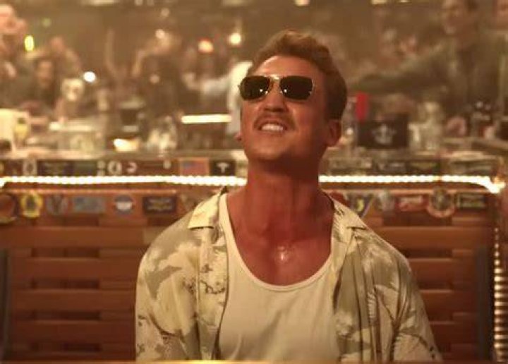 Did miles teller play piano in top gun Music instruments