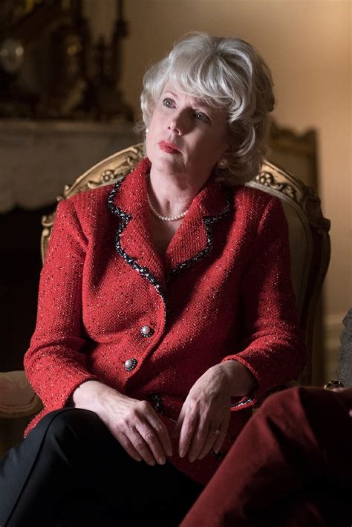 Julia Duffy Played Stephanie on "Newhart." See Her Now at 70. &mdash; Best Life