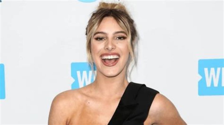 Lele Pons Net Worth 2023 Popular American YouTuber Market Share Group