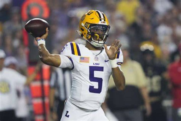 LSU Quarterback Jayden Daniels Would Be A Steal And Best QB In The 2024