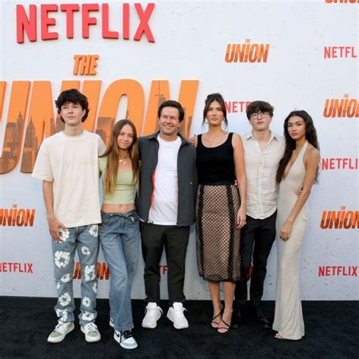 Mark Wahlberg’s Kids Everything to Know About His 4 Children