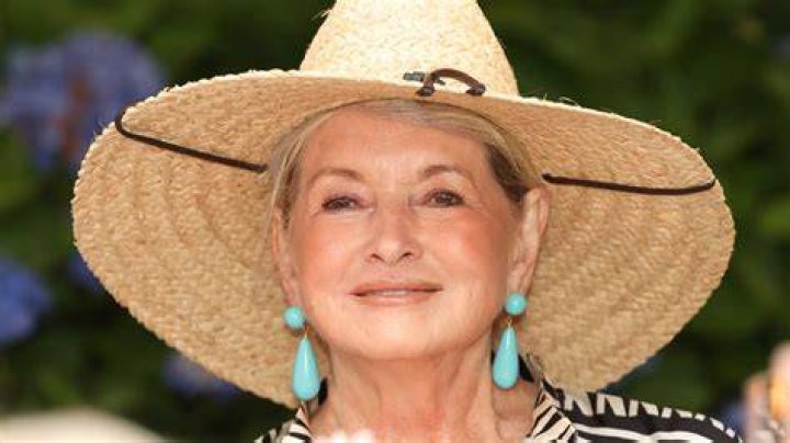 Martha Stewart's friends reveal she destroyed marriage by cheating