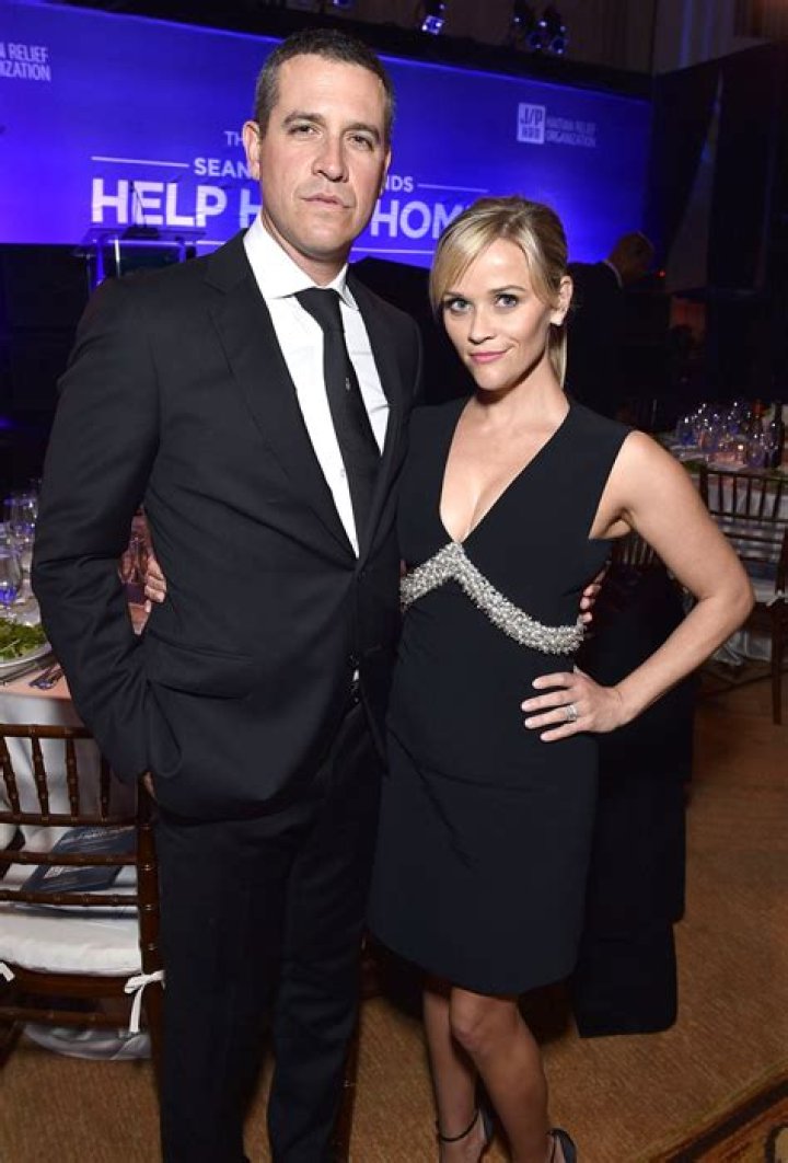 Reese Witherspoon & Jim Toth Celebrity bride, Celebrity wedding