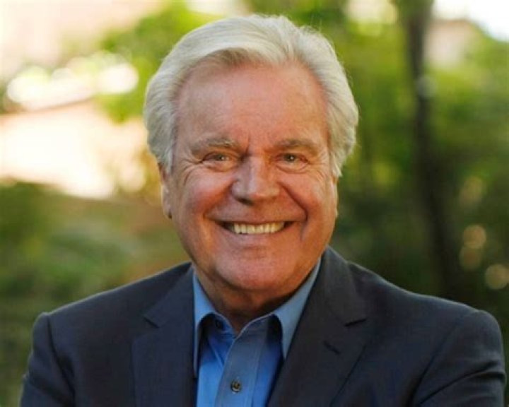 Robert Wagner Net Worth 2023 Wiki, Married, Family, Wedding, Salary