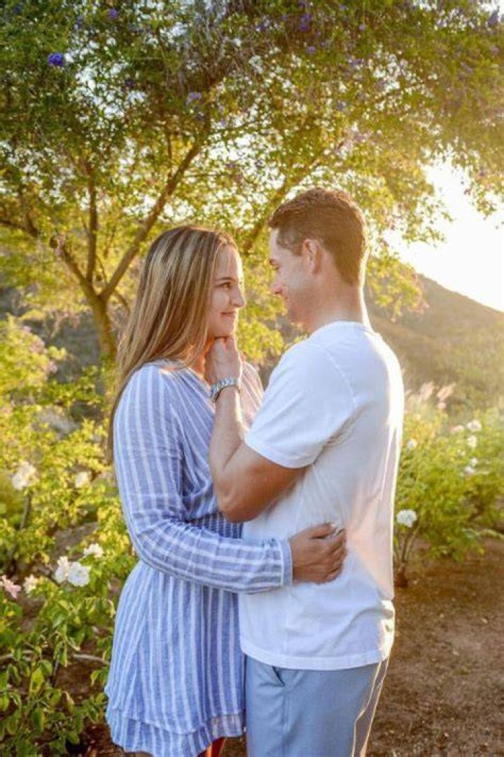 Taylor Moore Wife Is He Married To Girlfriend Lexi Sorensen?